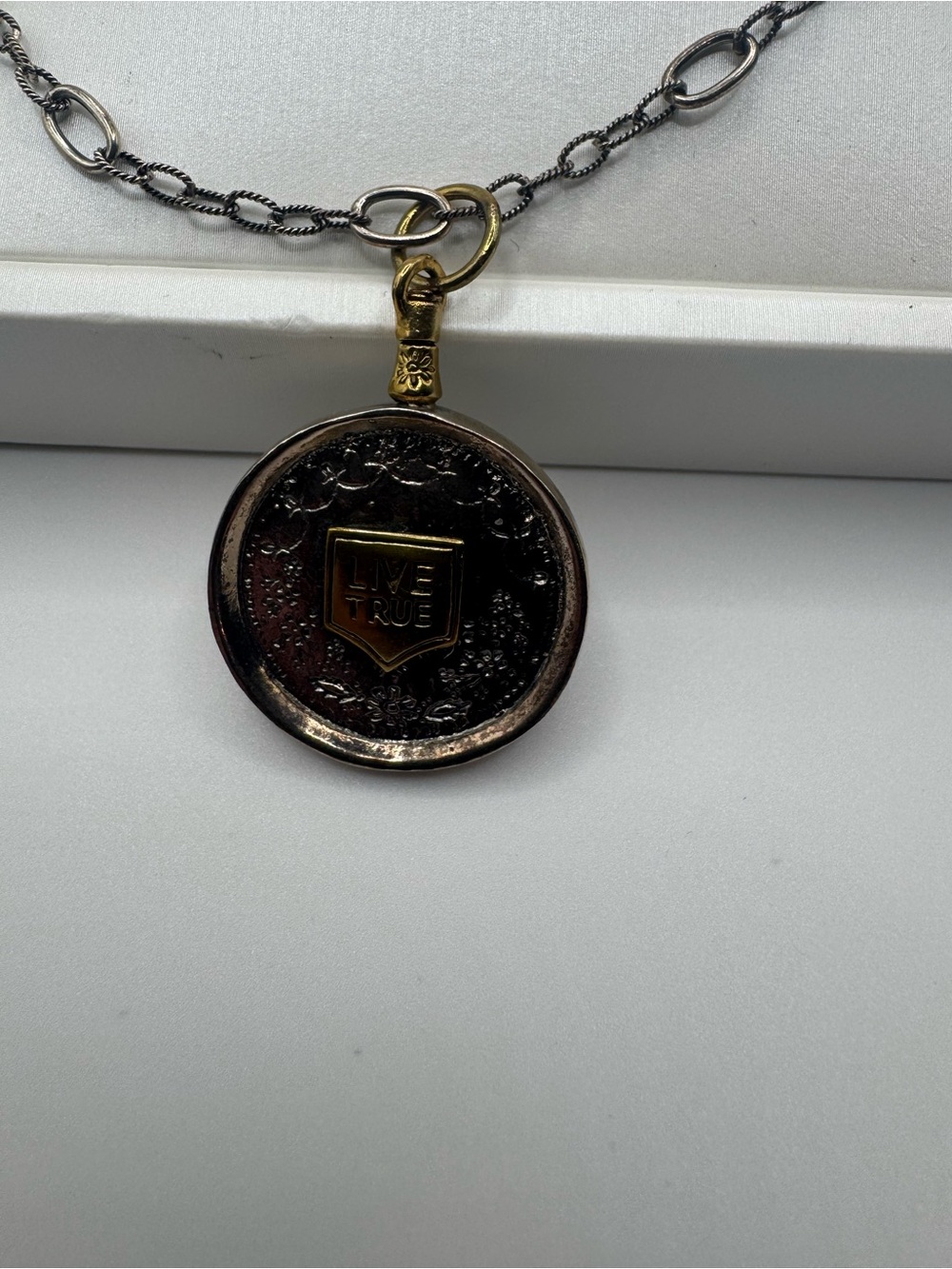 RARE REVERSIBLE WAXING POETIC TALISMAN NECKLACE - Picture 2 of 5